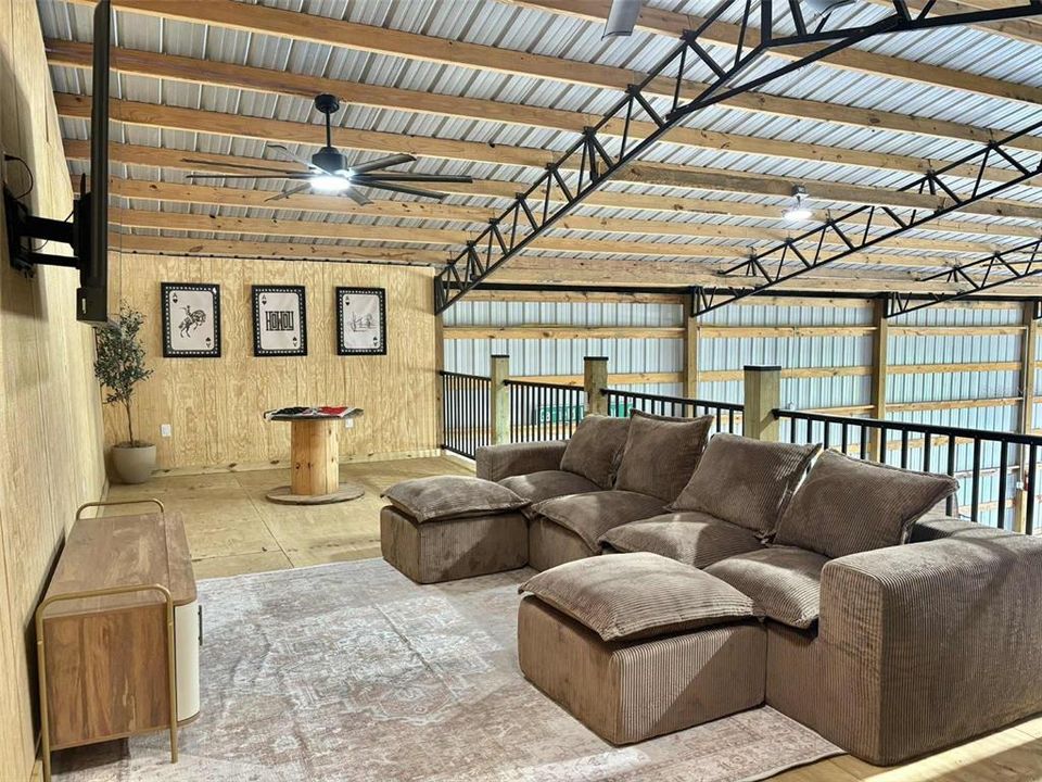 Active With Contract: $999,000 (4 beds, 2 baths, 2255 Square Feet)