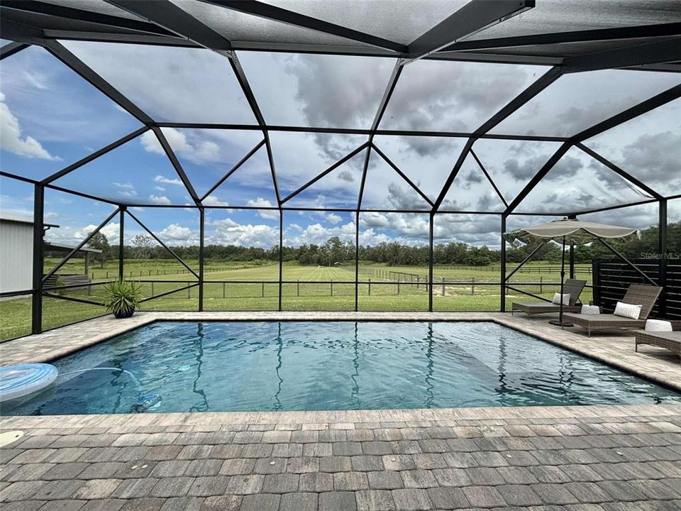 Active With Contract: $999,000 (4 beds, 2 baths, 2255 Square Feet)