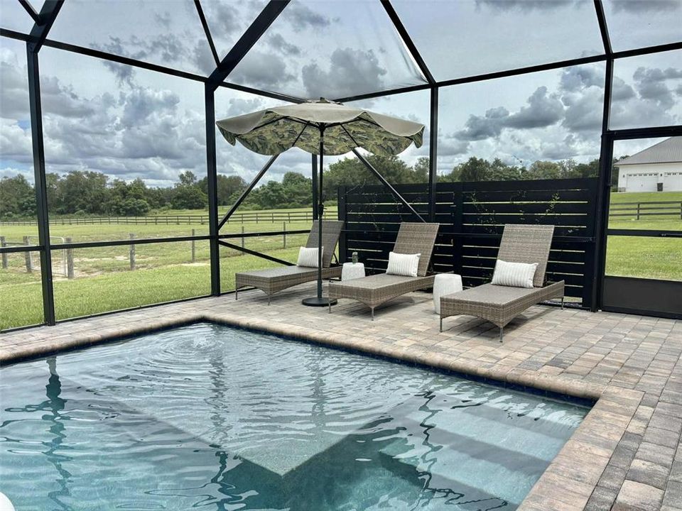 Active With Contract: $999,000 (4 beds, 2 baths, 2255 Square Feet)