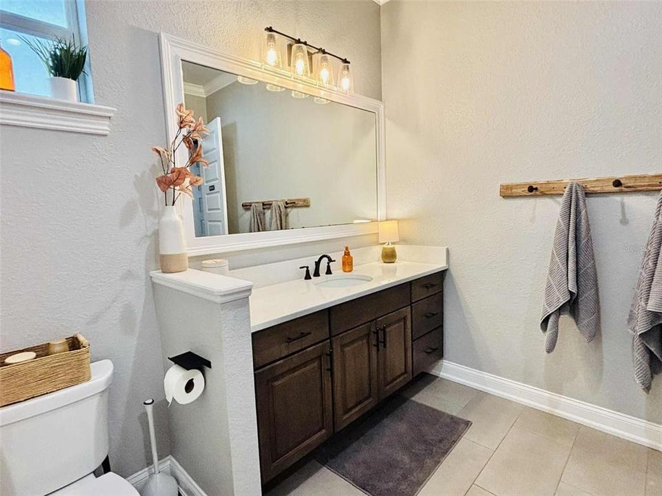 Active With Contract: $999,000 (4 beds, 2 baths, 2255 Square Feet)