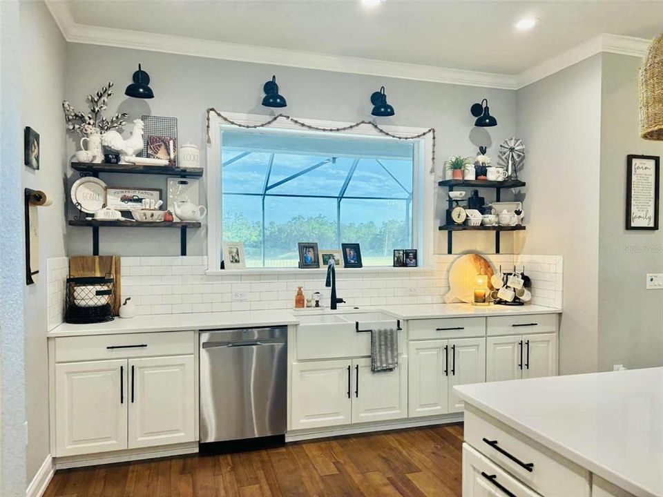 Active With Contract: $999,000 (4 beds, 2 baths, 2255 Square Feet)