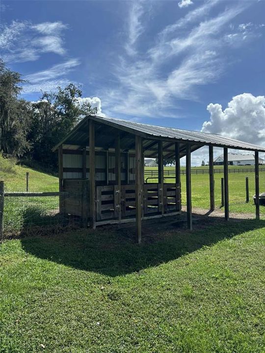 Active With Contract: $999,000 (4 beds, 2 baths, 2255 Square Feet)