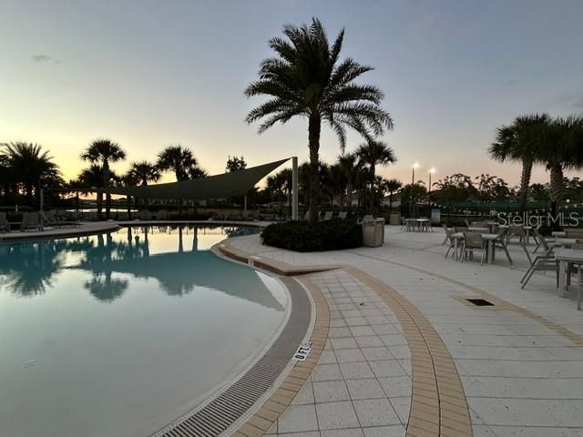 На продажу: $319,999 (2 спален, 2 ванн, 1627 Квадратных фут)