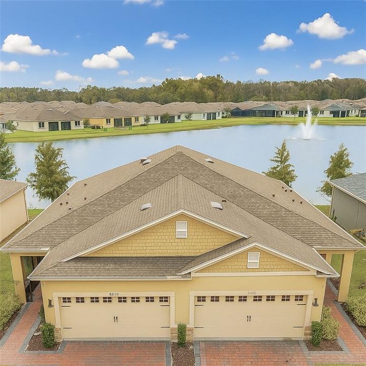 На продажу: $319,999 (2 спален, 2 ванн, 1627 Квадратных фут)