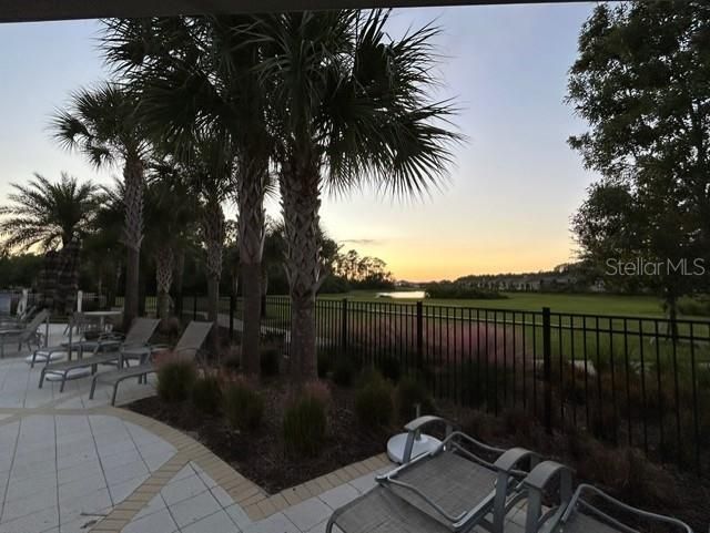 На продажу: $319,999 (2 спален, 2 ванн, 1627 Квадратных фут)