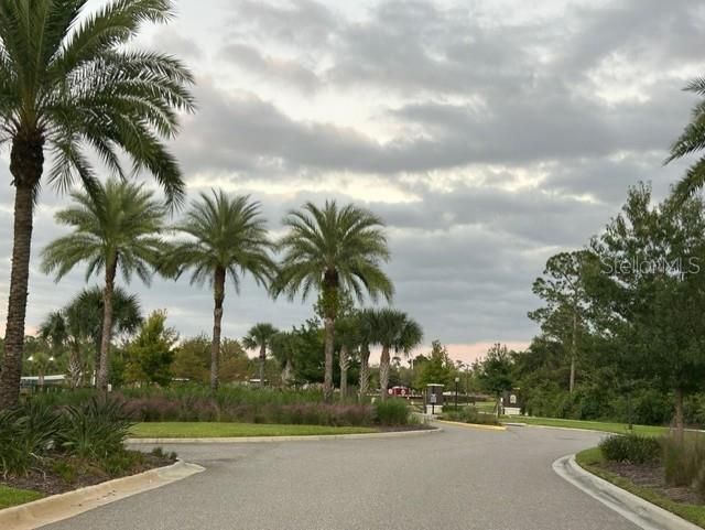 На продажу: $319,999 (2 спален, 2 ванн, 1627 Квадратных фут)