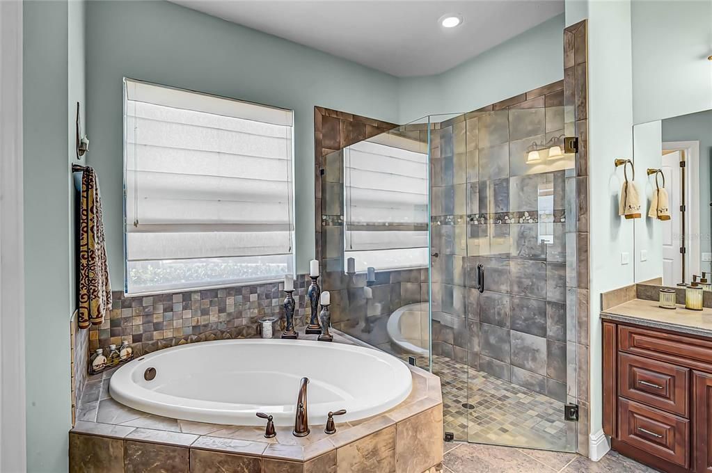 待售: $1,125,000 (4 贝兹, 3 浴室, 4107 平方英尺)