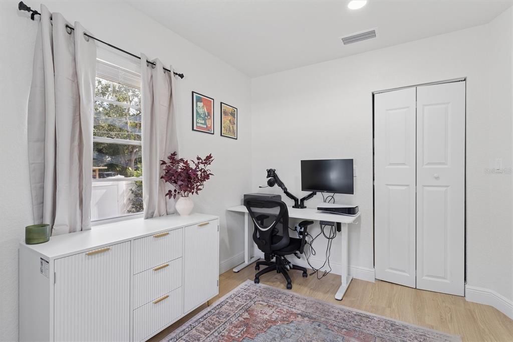 For Sale: $340,000 (3 beds, 2 baths, 1356 Square Feet)