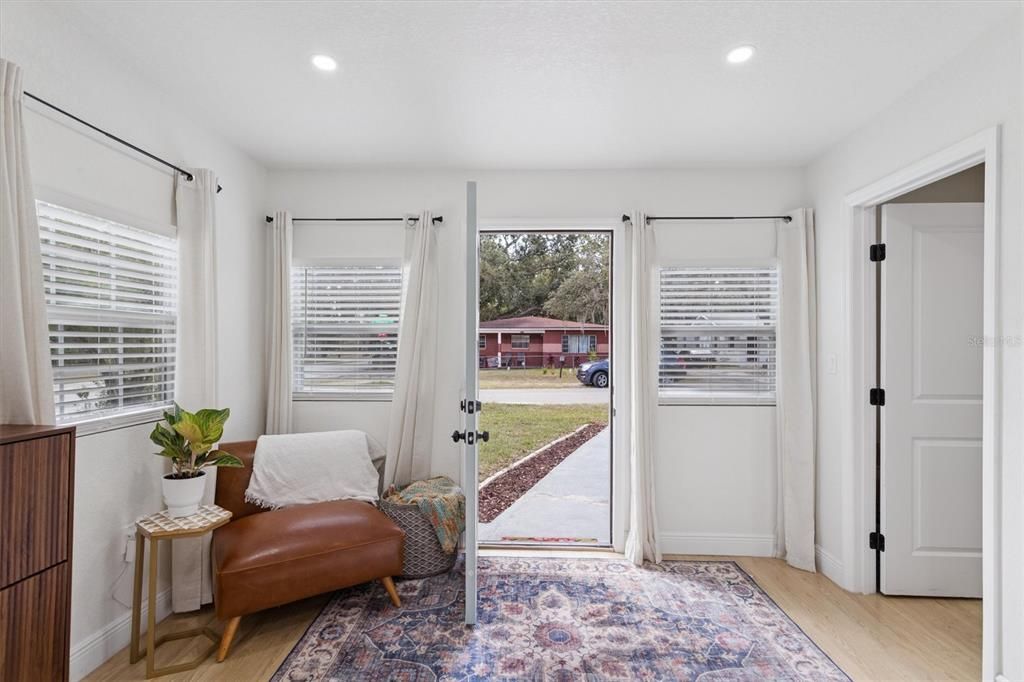 For Sale: $340,000 (3 beds, 2 baths, 1356 Square Feet)