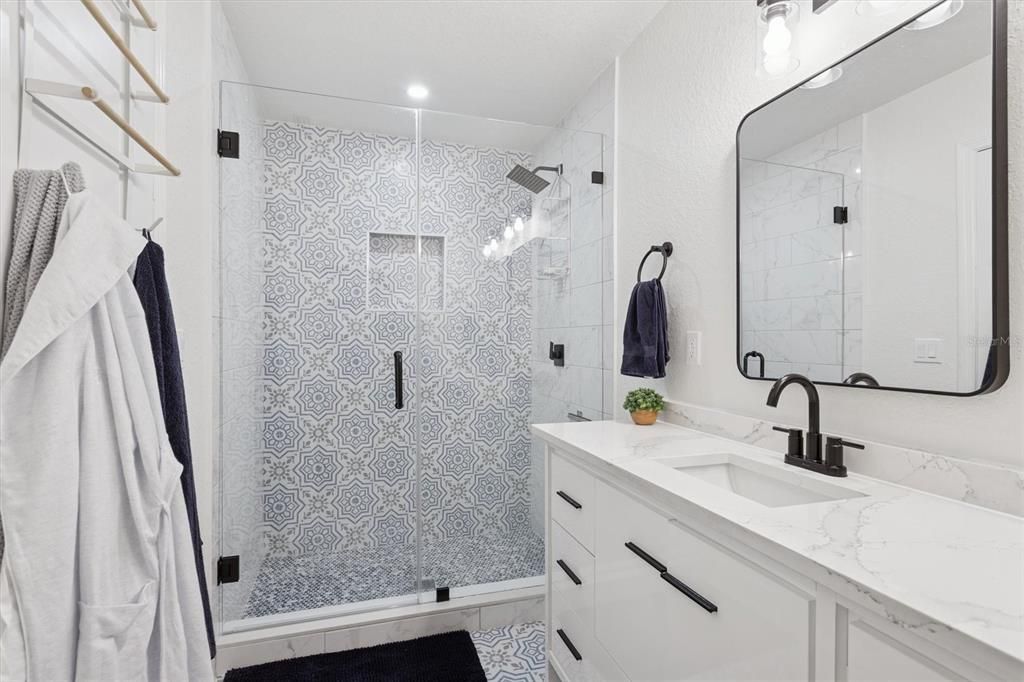 For Sale: $340,000 (3 beds, 2 baths, 1356 Square Feet)