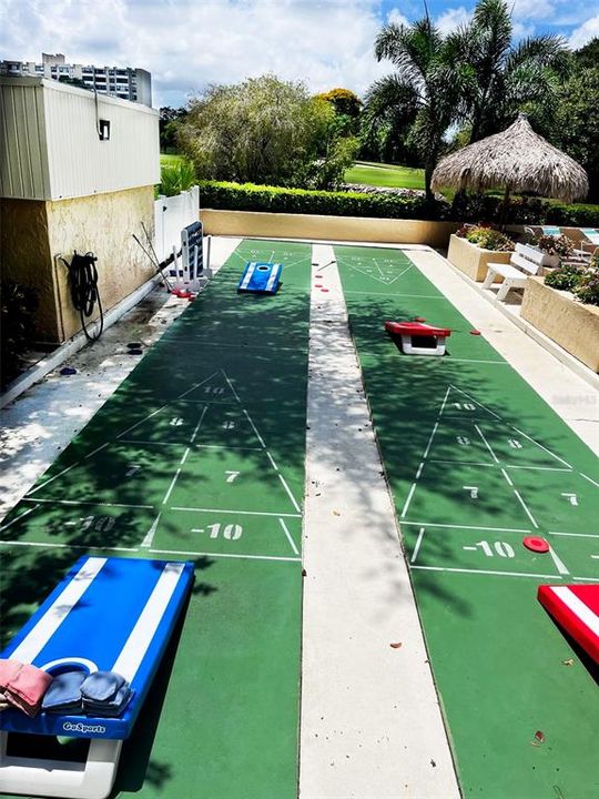 For Sale: $299,000 (2 beds, 2 baths, 1050 Square Feet)