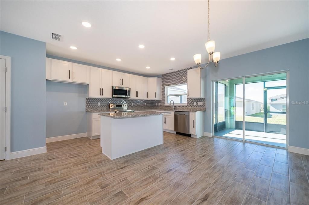 For Rent: $2,490 (3 beds, 2 baths, 2263 Square Feet)