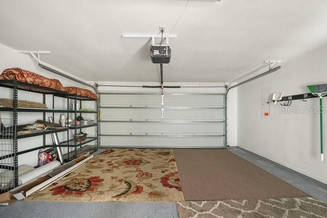 For Sale: $285,000 (3 beds, 2 baths, 1396 Square Feet)