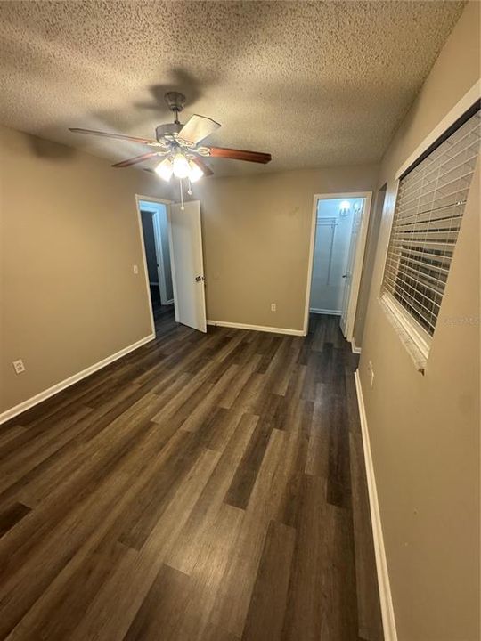 Activo con contrato: $299,000 (3 camas, 2 baños, 1173 Pies cuadrados)