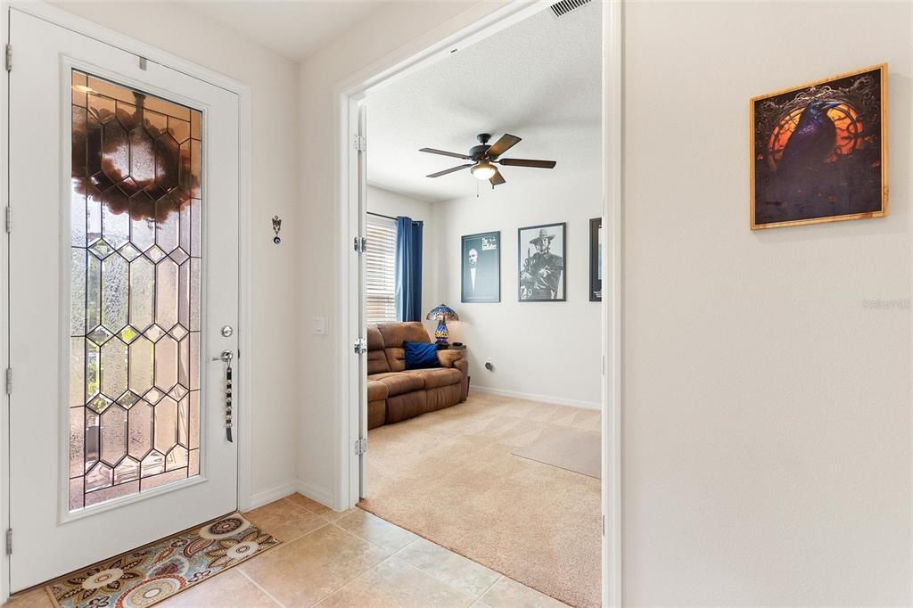 合同活跃: $519,000 (3 贝兹, 3 浴室, 2320 平方英尺)