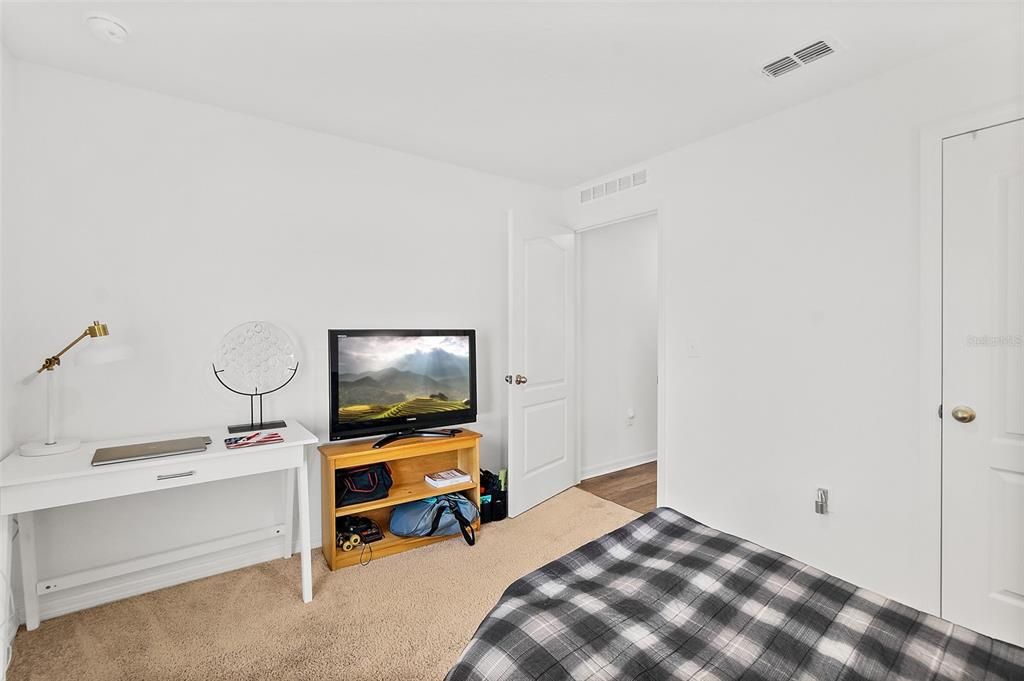 В аренду: $2,150 (3 спален, 2 ванн, 1463 Квадратных фут)