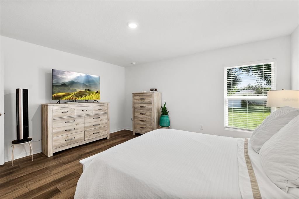 В аренду: $2,150 (3 спален, 2 ванн, 1463 Квадратных фут)