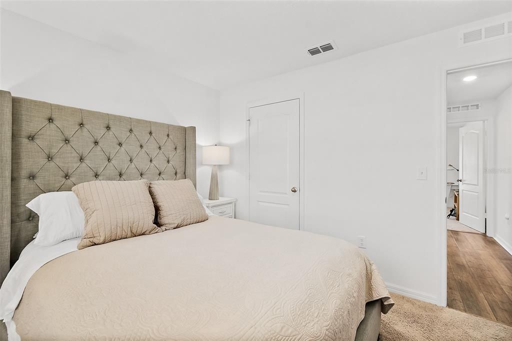 В аренду: $2,150 (3 спален, 2 ванн, 1463 Квадратных фут)