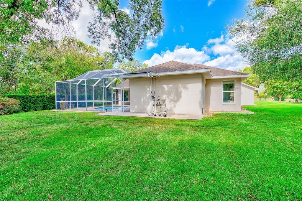 For Sale: $430,000 (4 beds, 2 baths, 2306 Square Feet)