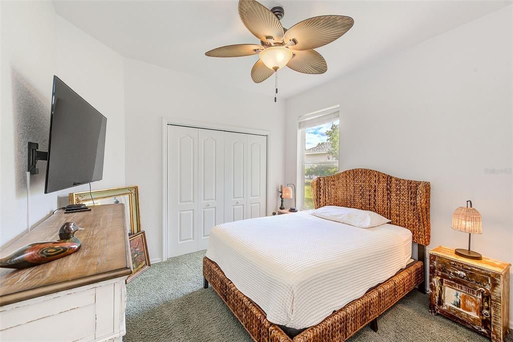 For Sale: $430,000 (4 beds, 2 baths, 2306 Square Feet)