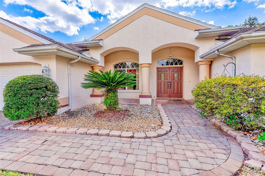 For Sale: $430,000 (4 beds, 2 baths, 2306 Square Feet)