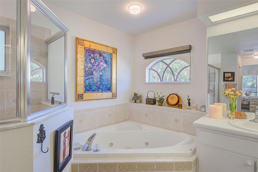 For Sale: $430,000 (4 beds, 2 baths, 2306 Square Feet)