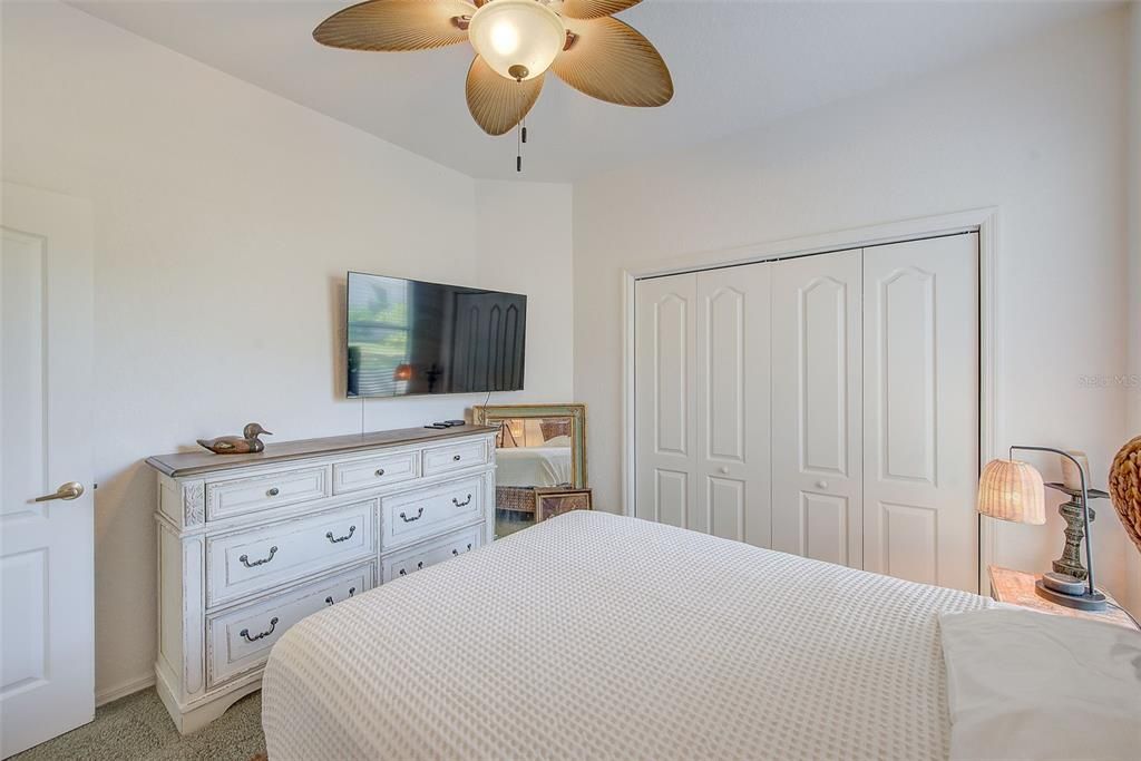 For Sale: $430,000 (4 beds, 2 baths, 2306 Square Feet)