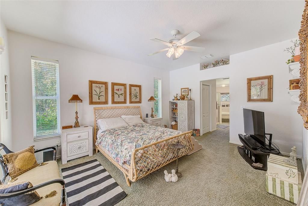 For Sale: $430,000 (4 beds, 2 baths, 2306 Square Feet)