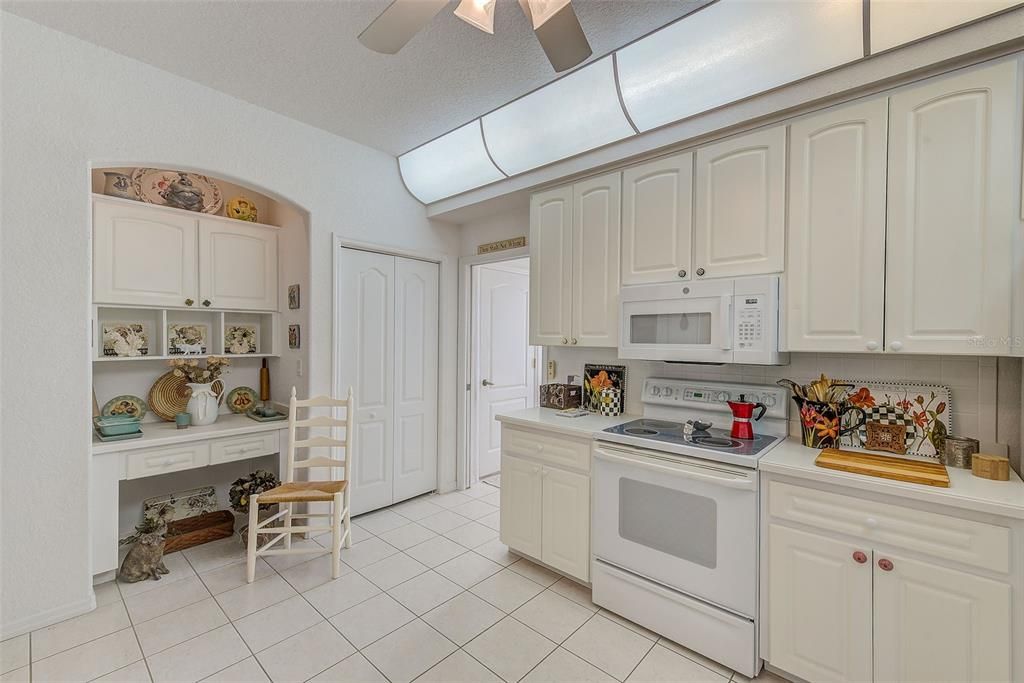 For Sale: $430,000 (4 beds, 2 baths, 2306 Square Feet)