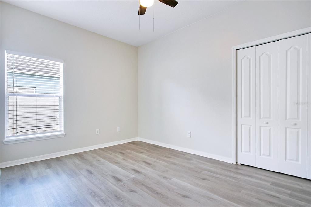 Active With Contract: $366,900 (3 beds, 2 baths, 1751 Square Feet)