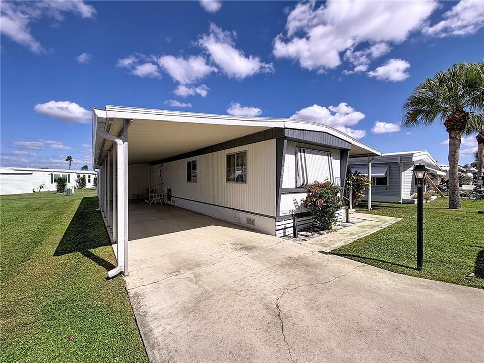 待售: $79,900 (2 贝兹, 1 浴室, 672 平方英尺)