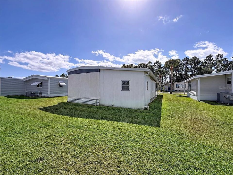 待售: $79,900 (2 贝兹, 1 浴室, 672 平方英尺)