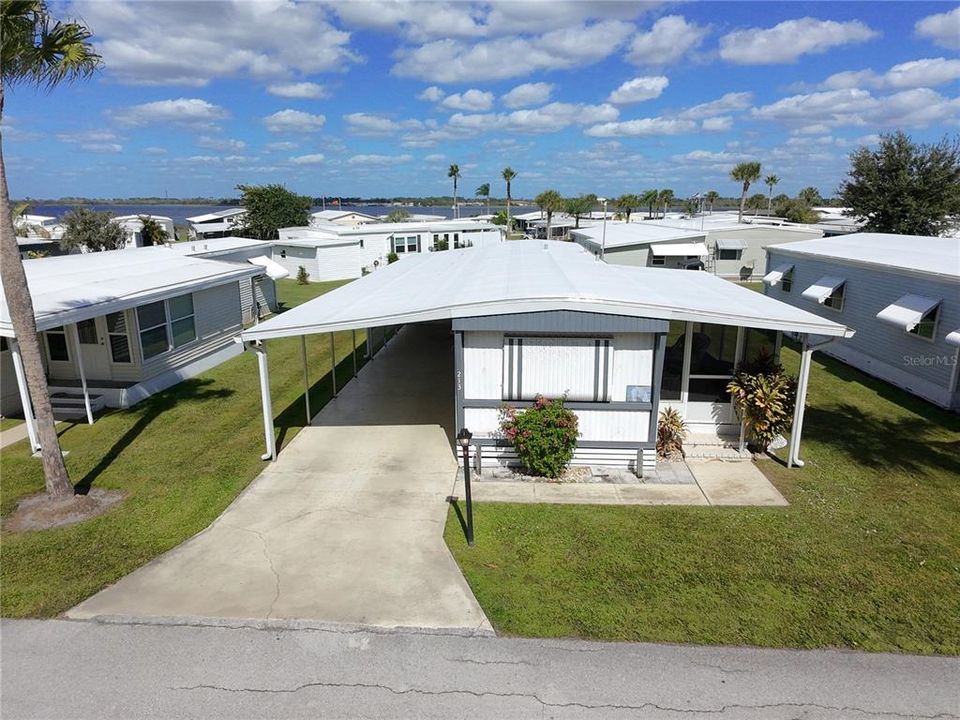 待售: $79,900 (2 贝兹, 1 浴室, 672 平方英尺)