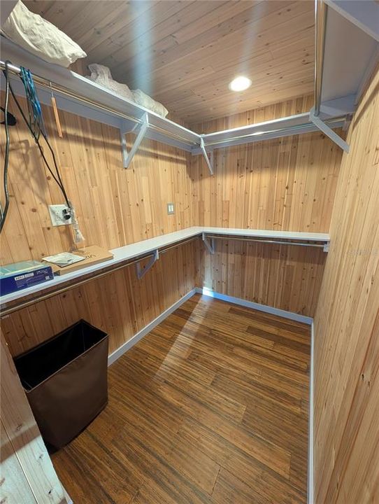 For Rent: $2,400 (3 beds, 2 baths, 1615 Square Feet)