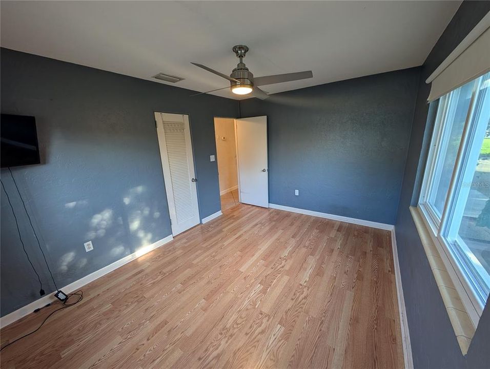 For Rent: $2,400 (3 beds, 2 baths, 1615 Square Feet)