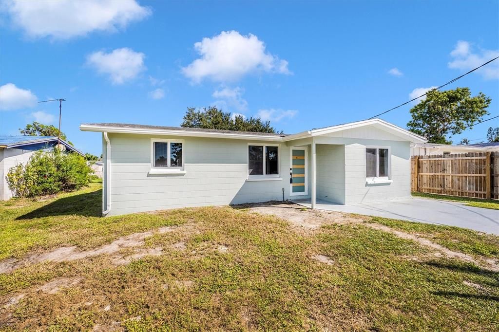 For Sale: $275,000 (3 beds, 2 baths, 1213 Square Feet)