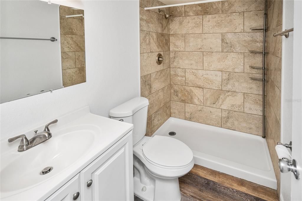 В аренду: $1,895 (3 спален, 2 ванн, 1146 Квадратных фут)