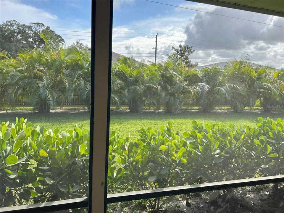 For Sale: $370,000 (3 beds, 2 baths, 1847 Square Feet)