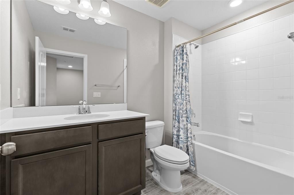 待售: $319,995 (3 贝兹, 2 浴室, 1633 平方英尺)