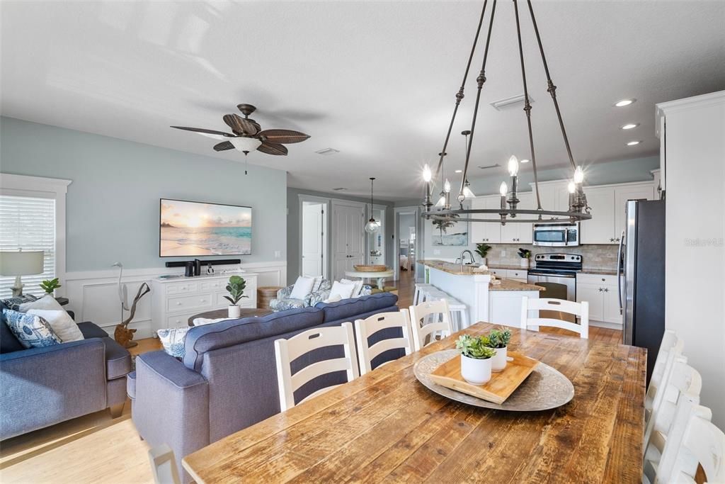 For Sale: $2,999,900 (6 beds, 5 baths, 3472 Square Feet)