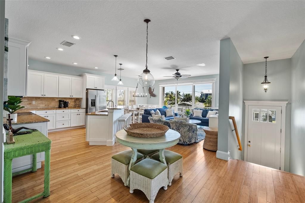 For Sale: $2,999,900 (6 beds, 5 baths, 3472 Square Feet)