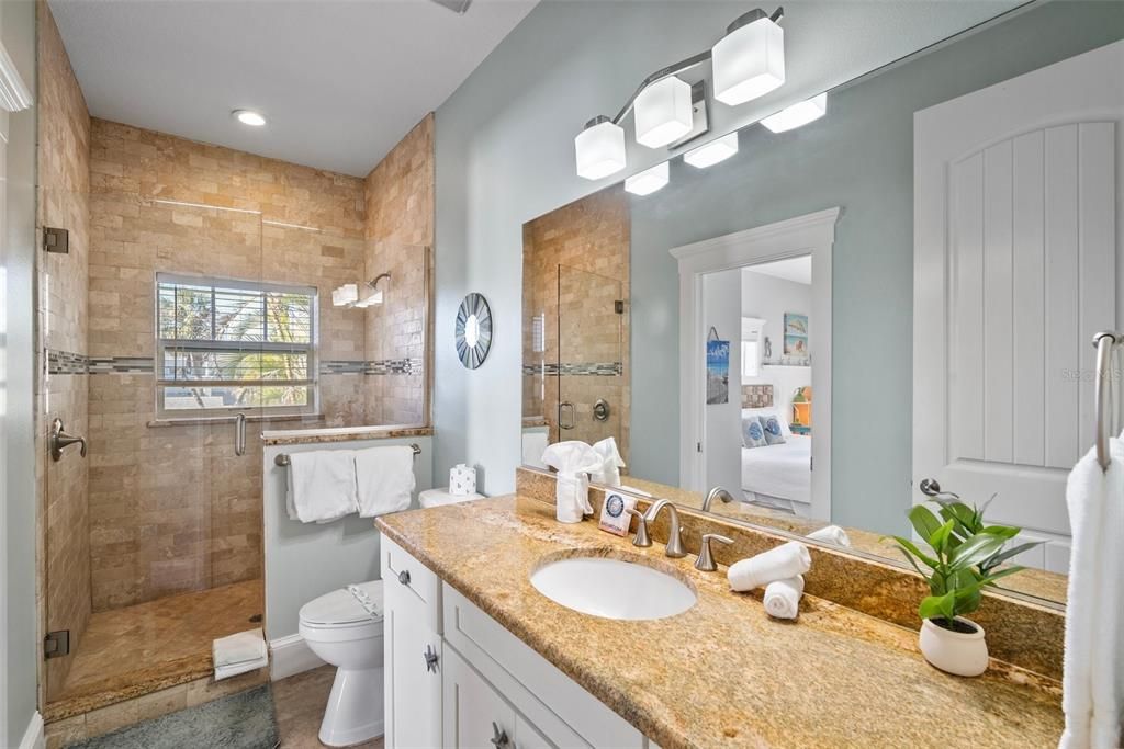 For Sale: $2,999,900 (6 beds, 5 baths, 3472 Square Feet)