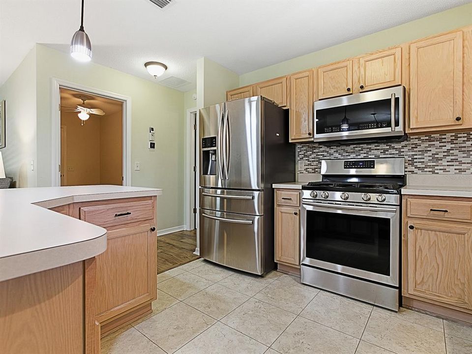 En Venta: $305,000 (2 camas, 2 baños, 1452 Pies cuadrados)