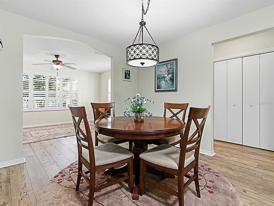 En Venta: $305,000 (2 camas, 2 baños, 1452 Pies cuadrados)