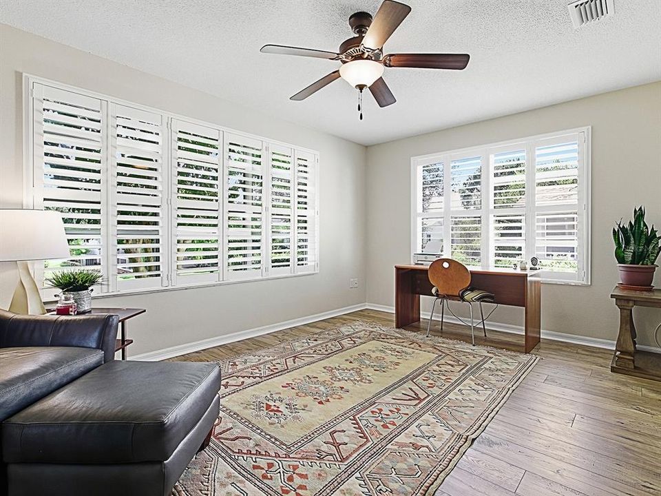 En Venta: $305,000 (2 camas, 2 baños, 1452 Pies cuadrados)