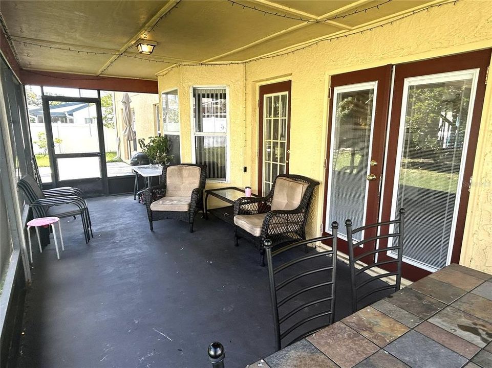 En Renta: $2,800 (4 camas, 2 baños, 2550 Pies cuadrados)