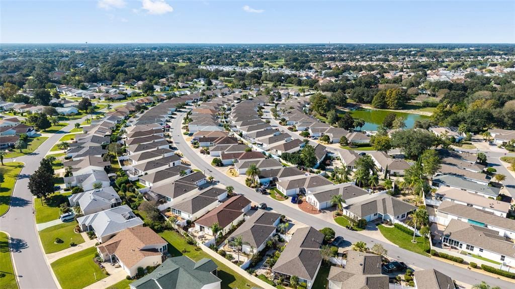 For Sale: $299,900 (2 beds, 2 baths, 1165 Square Feet)