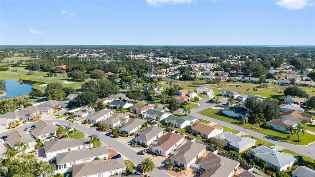 For Sale: $299,900 (2 beds, 2 baths, 1165 Square Feet)