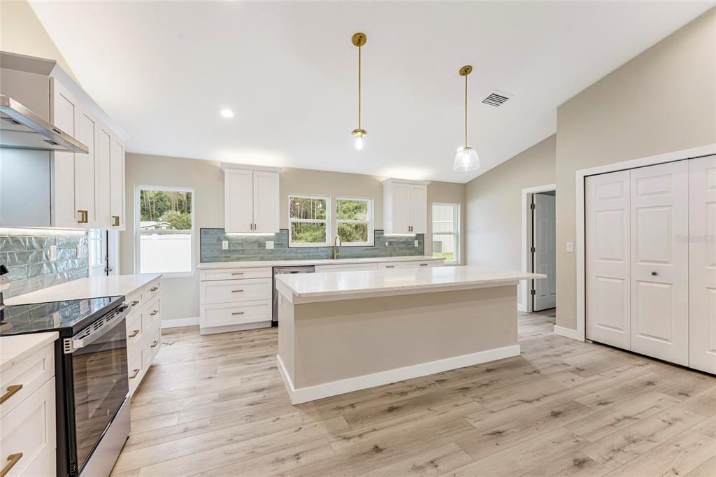 待售: $280,000 (3 贝兹, 2 浴室, 1490 平方英尺)