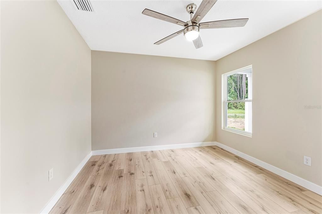 待售: $280,000 (3 贝兹, 2 浴室, 1490 平方英尺)